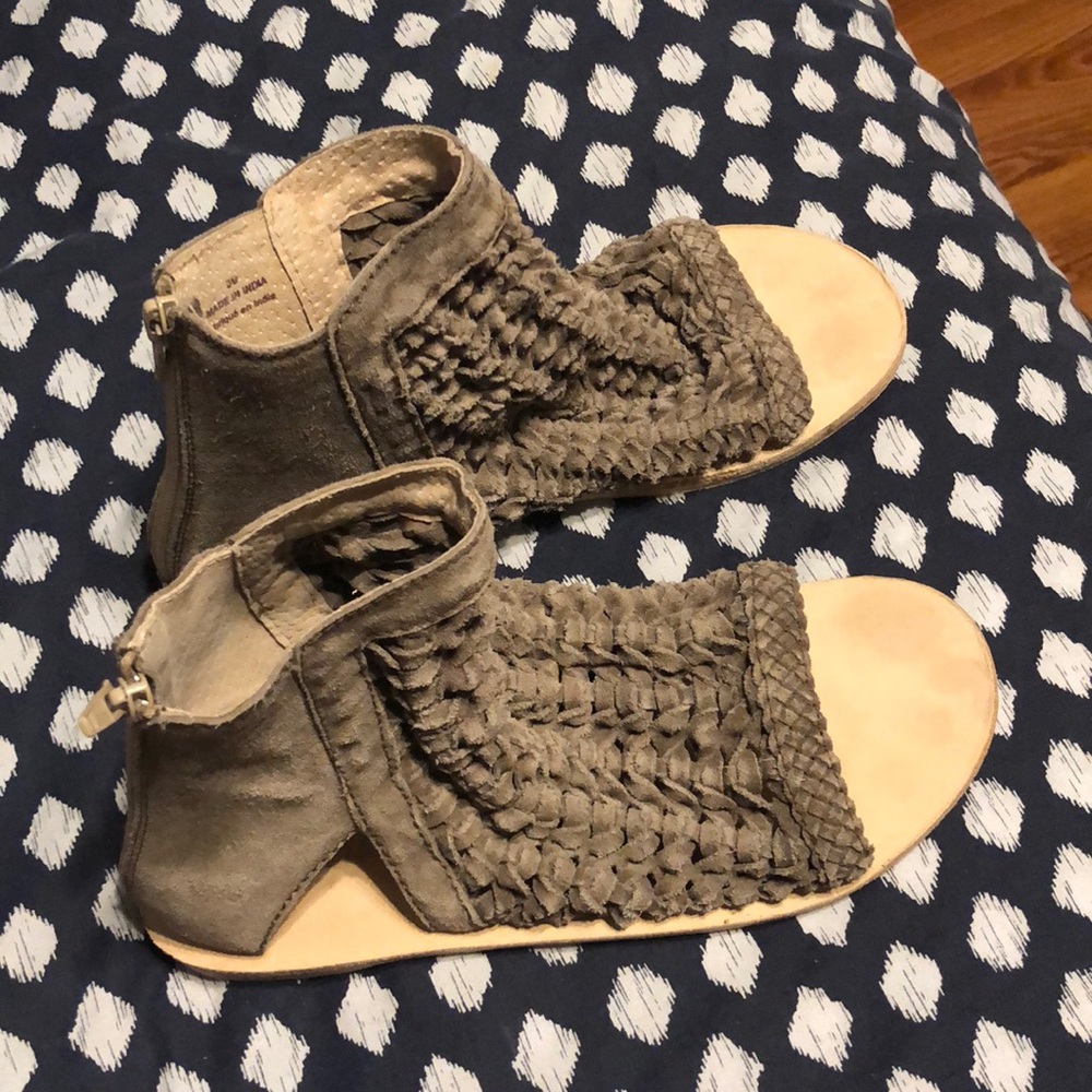 Free people sandals